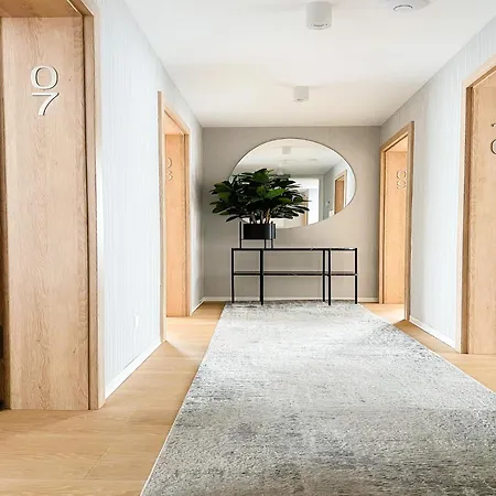 Luxury Rooms, Close To The Sea 아파트