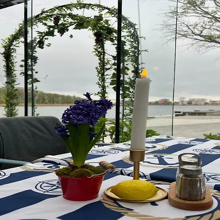 Luxury Rooms, Close To The Sea 아파트 *
