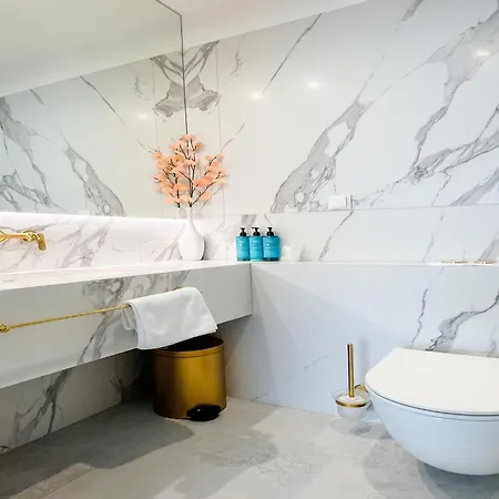 Апартаменты Luxury Rooms, Close To The Sea *